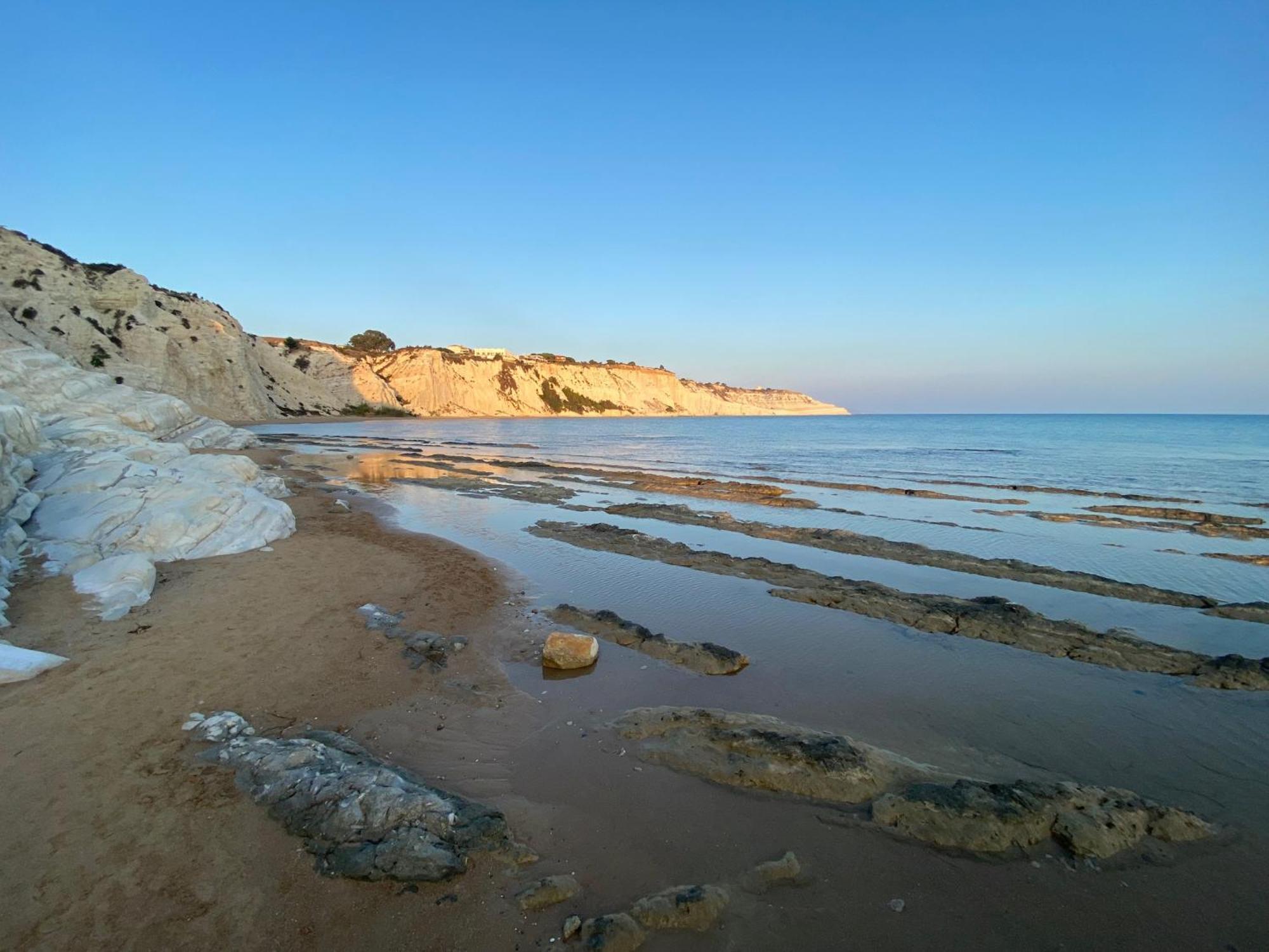 Casa Vacanza Scala Dei Turchi Реалмонте Екстериор снимка